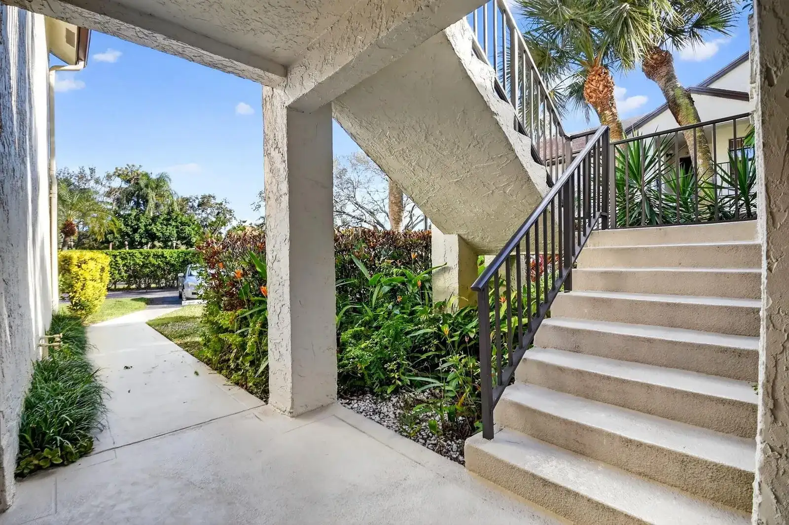 3227 Perimeter Drive, FL 33467 photo 3