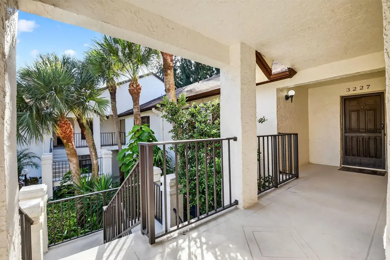 3227 Perimeter Drive, FL 33467 photo 4