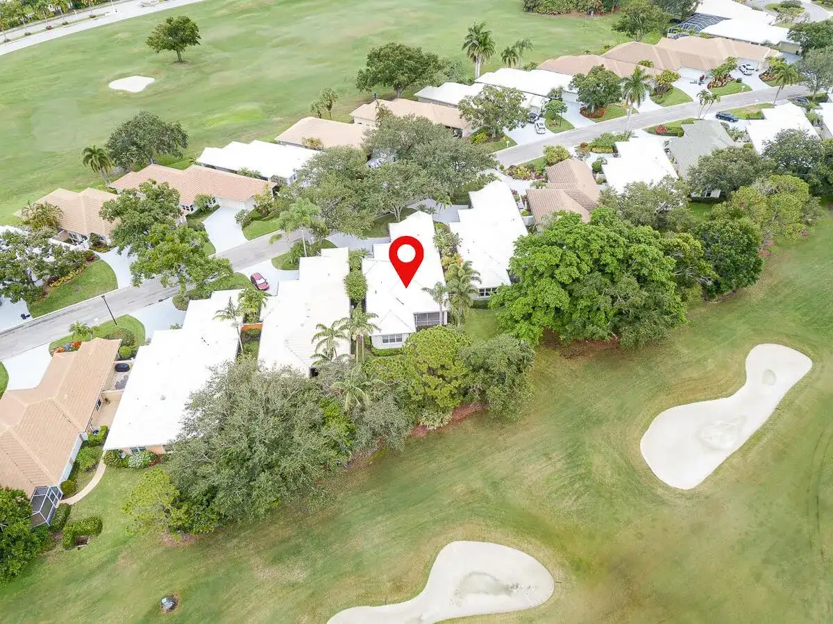2432 SW Brookwood Lane, Palm City FL 34990 photo 2