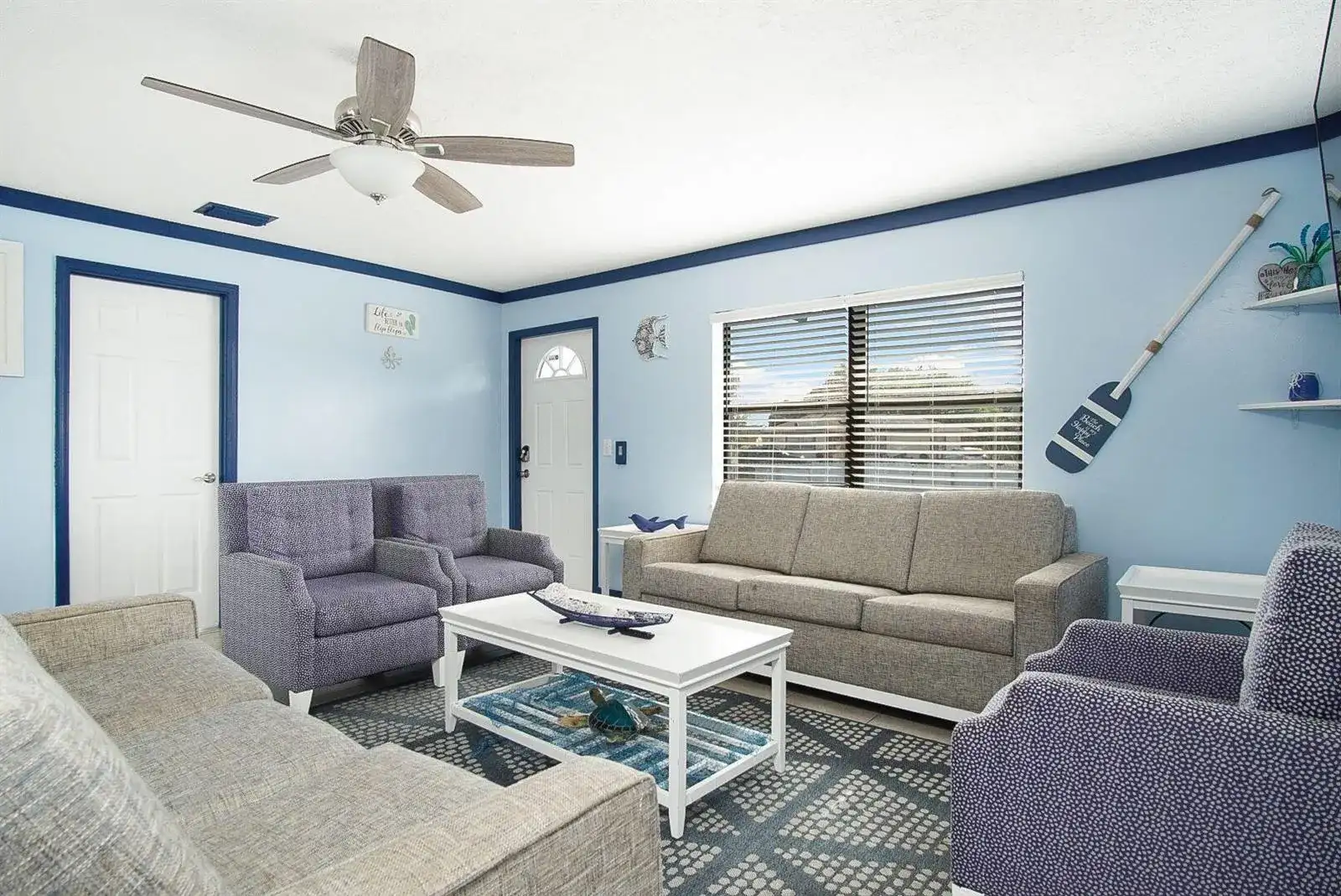2902 Essex Drive, Fort Pierce FL 34946 photo 3
