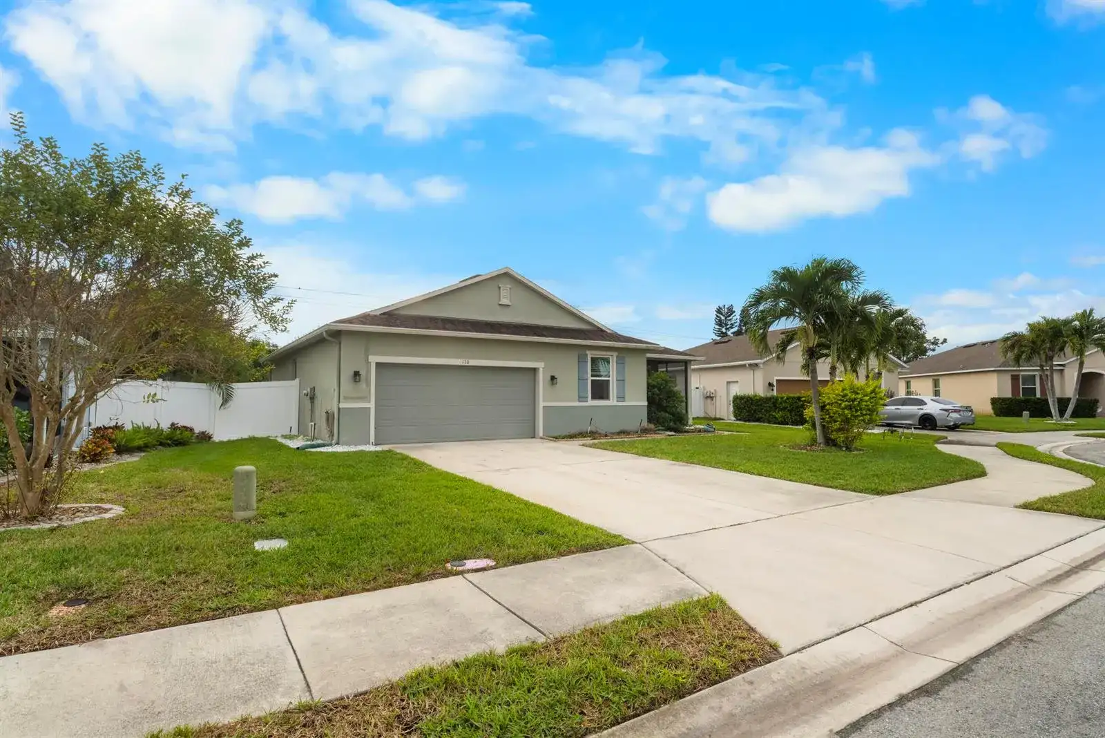 110 65th Avenue E, Bradenton FL 34203 photo 2