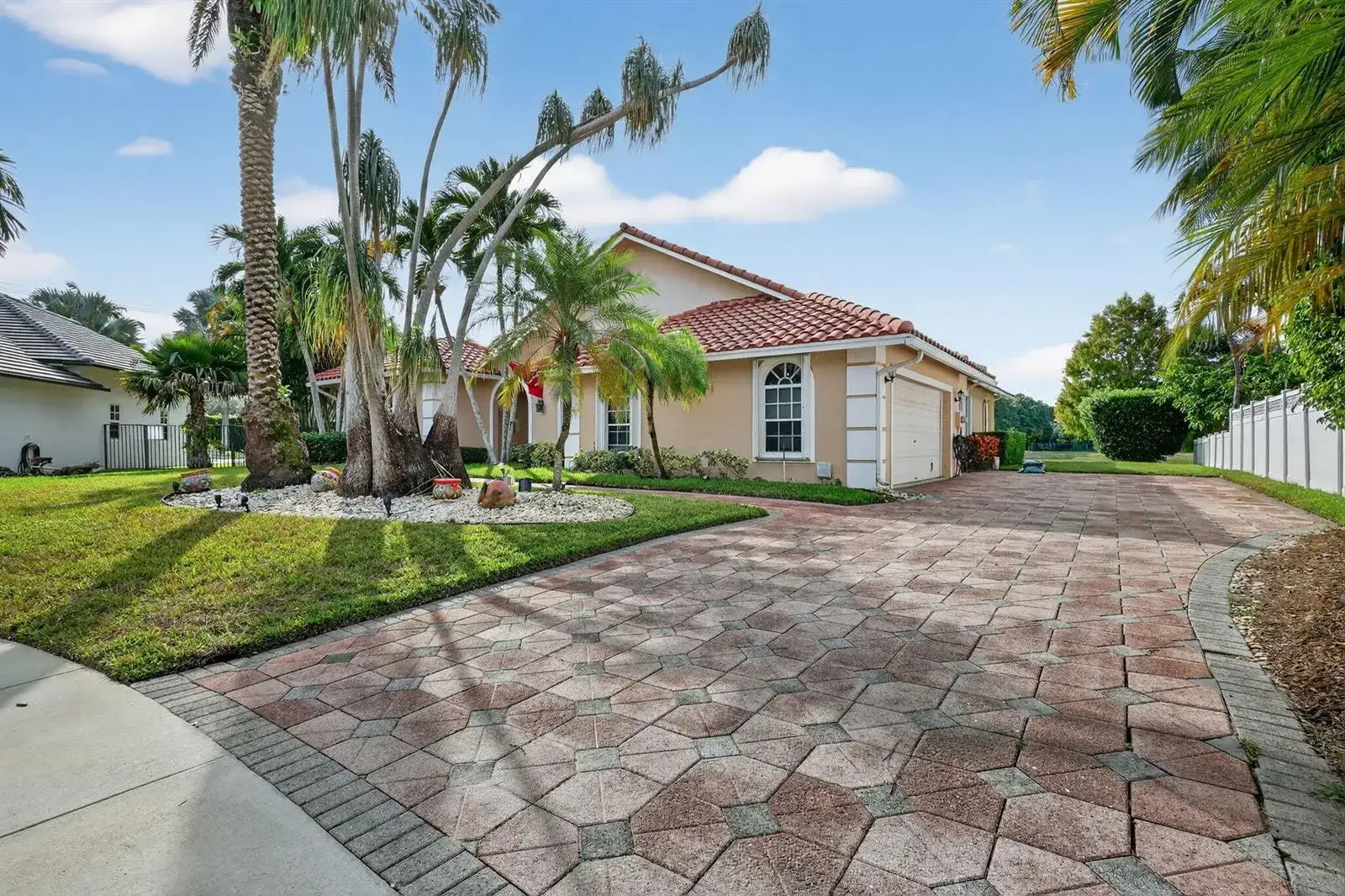 12937 Cocoa Pine Drive, Boynton Beach FL 33436 photo 2