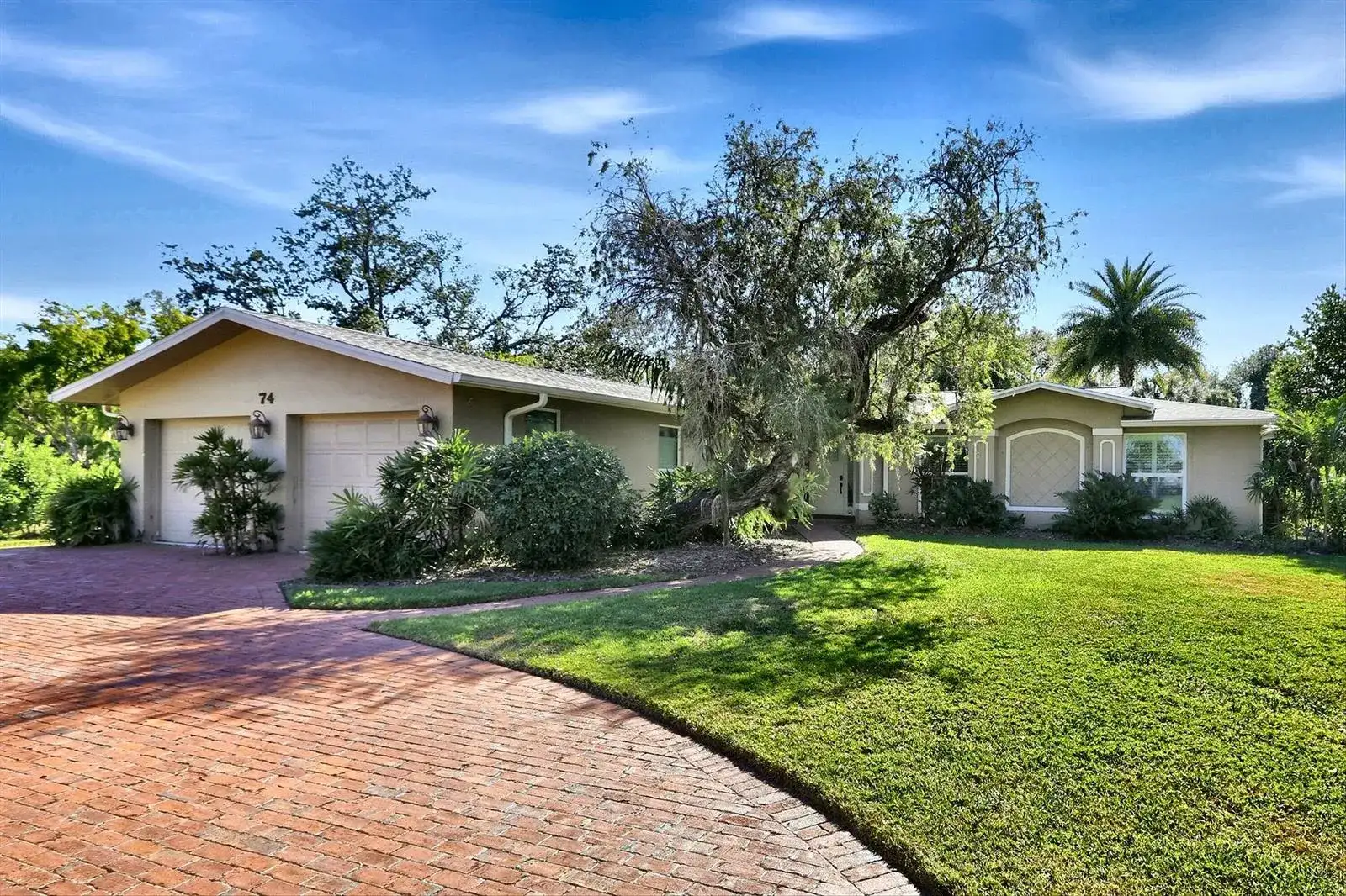 74 Aqua Lane, FL 33903 photo 3