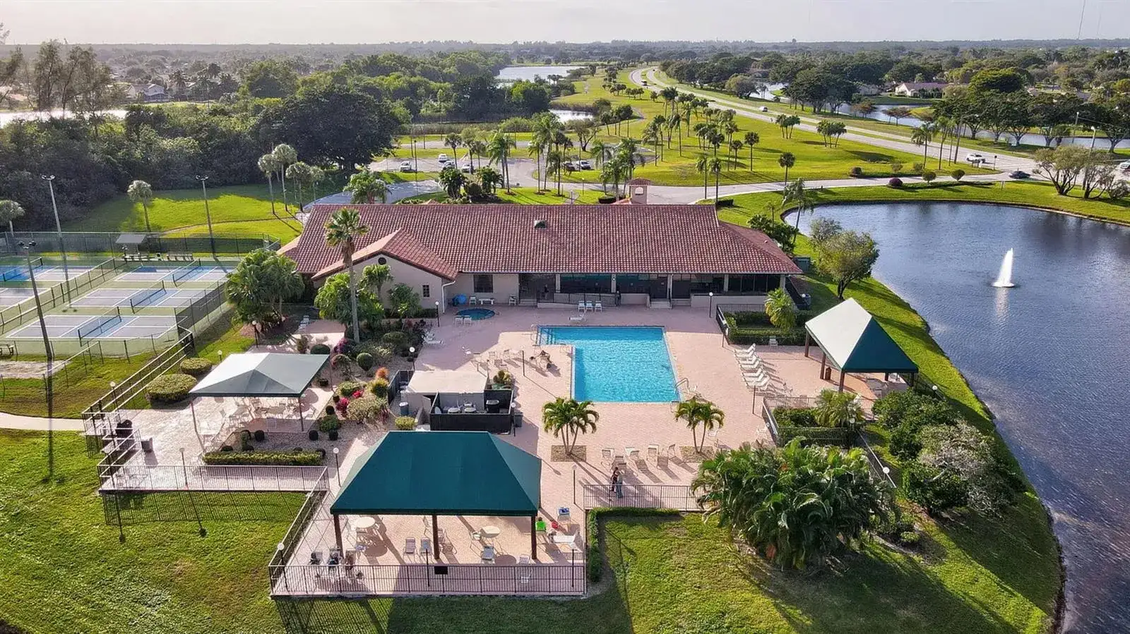 5881 Parkwalk Drive, Boynton Beach FL 33472 photo 2