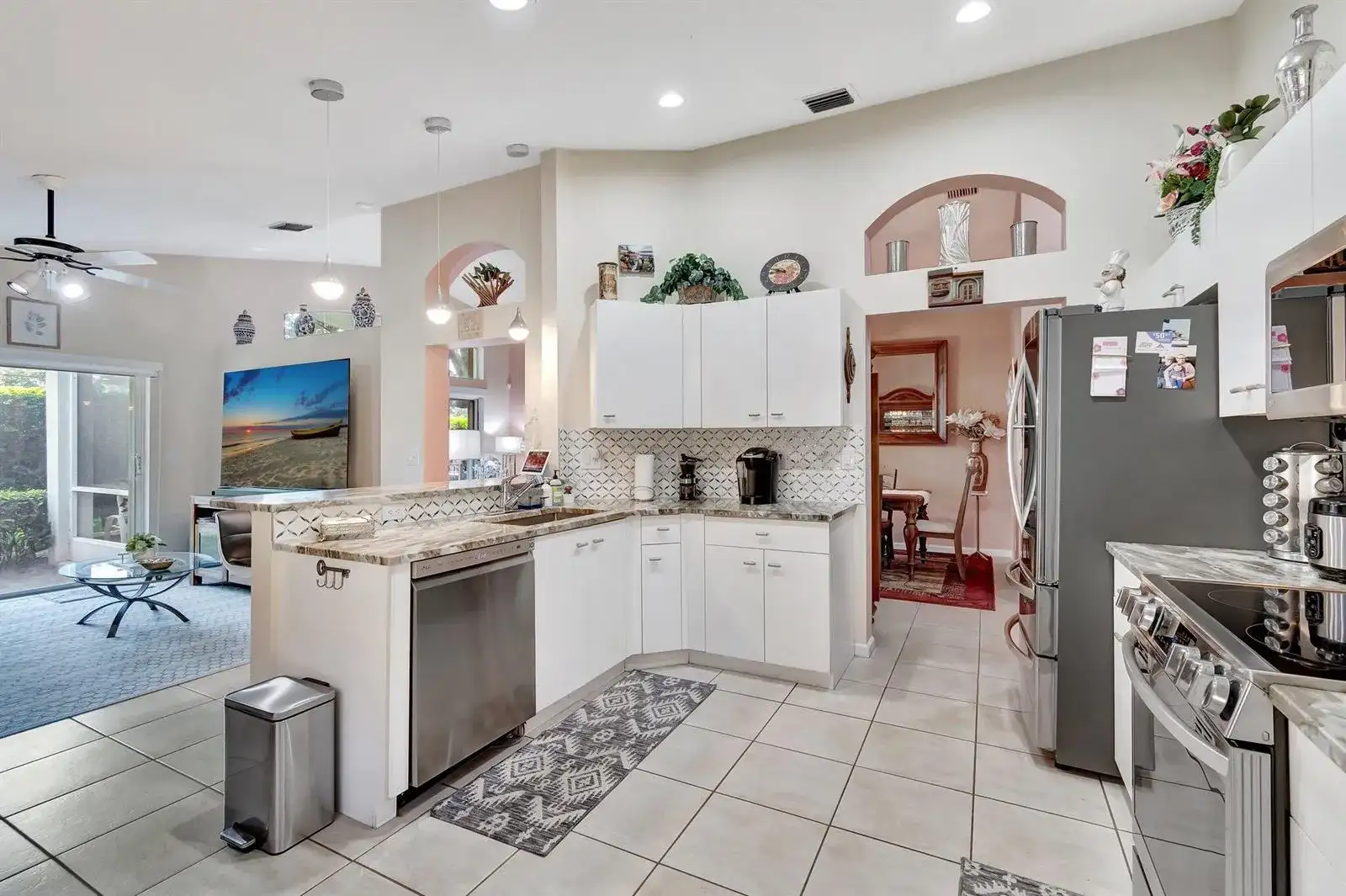 5670 Swaying Palm Lane, Boynton Beach FL 33437 photo 4