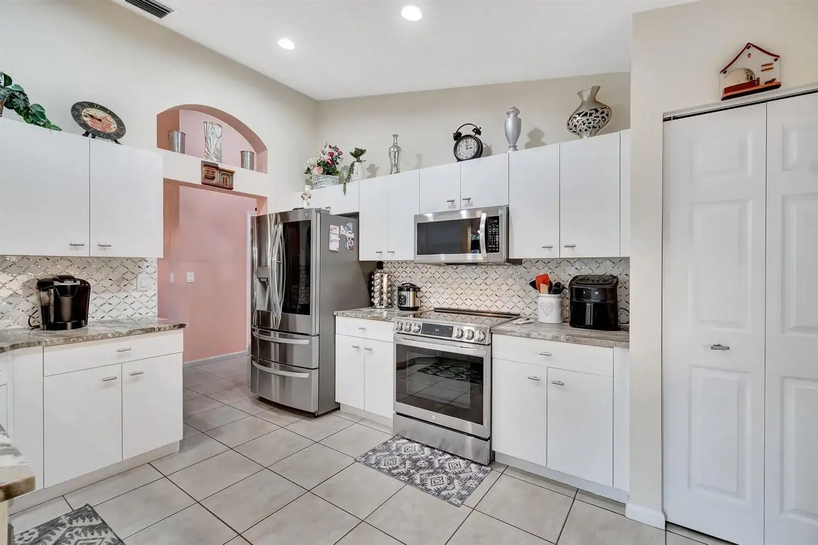 5670 Swaying Palm Lane, Boynton Beach FL 33437 photo 5