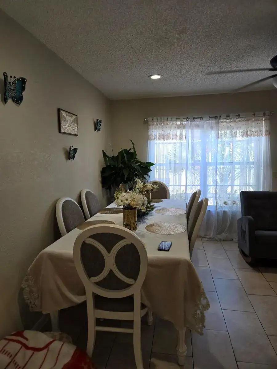 2396 Daphne Drive, West Palm Beach FL 33415 photo 5
