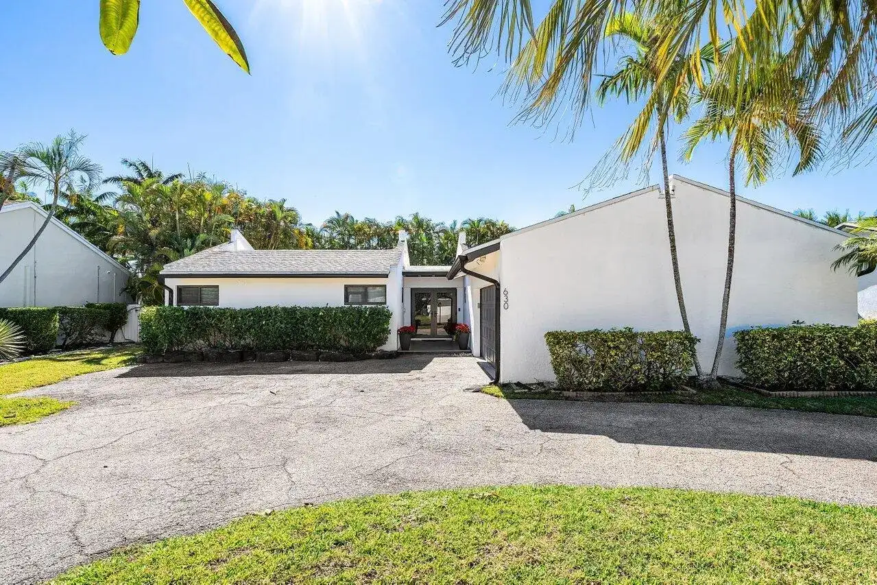 630 NE 15th Place, Boynton Beach FL 33435 photo 3