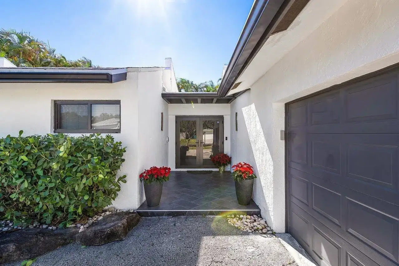 630 NE 15th Place, Boynton Beach FL 33435 photo 4