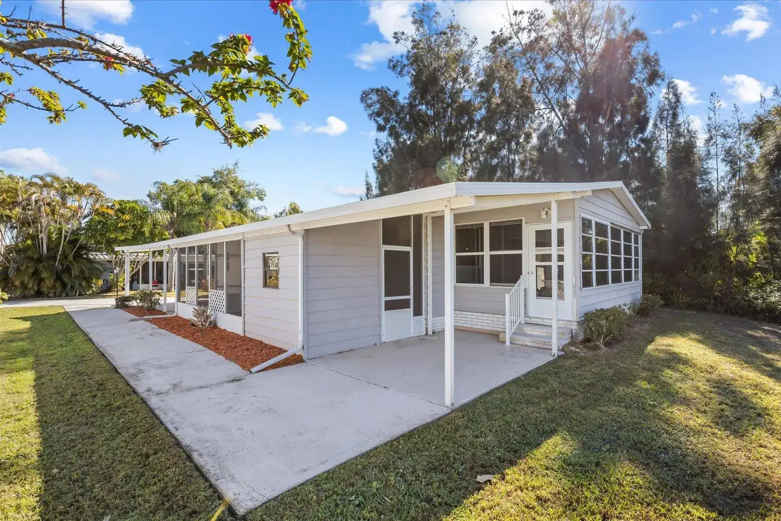 8221 Cinnamon Lane, Port St. Lucie FL 34952 photo 3