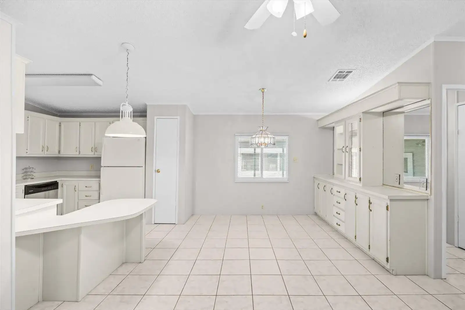 8221 Cinnamon Lane, Port St. Lucie FL 34952 photo 4
