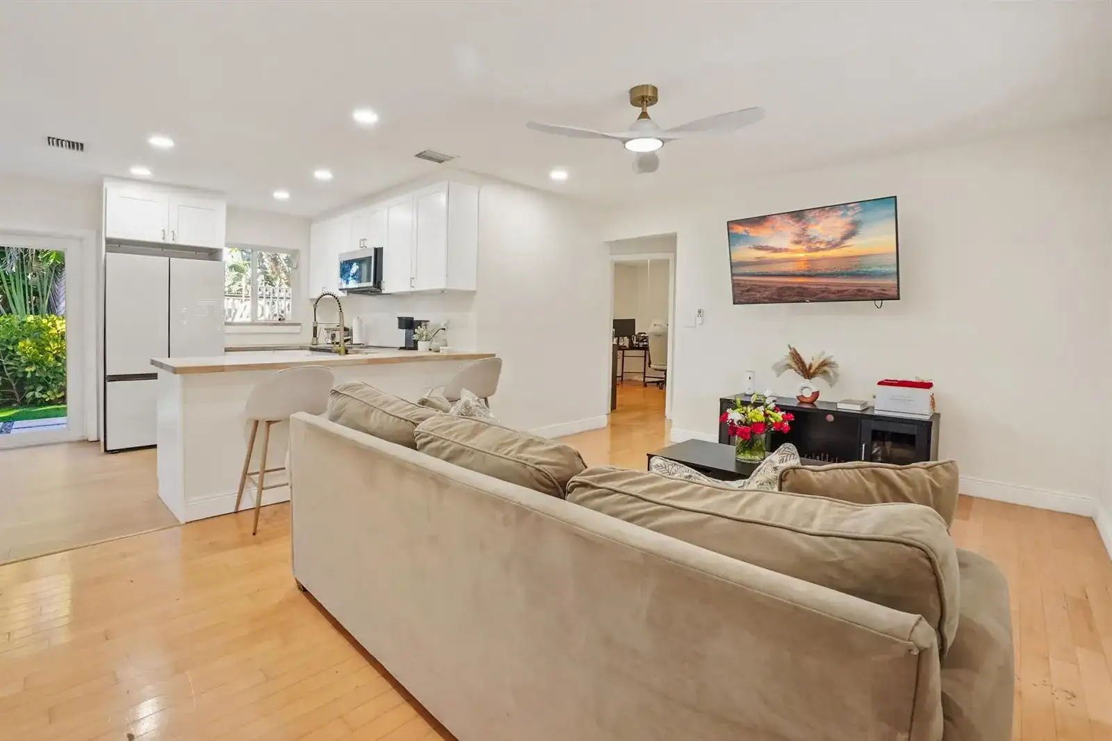 1401 NE 14th Street, Fort Lauderdale FL 33304 photo 5