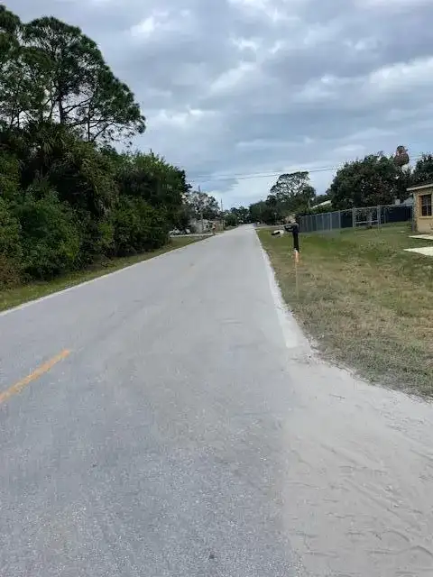Xxx N 45th Street, Fort Pierce FL 34946 photo 3