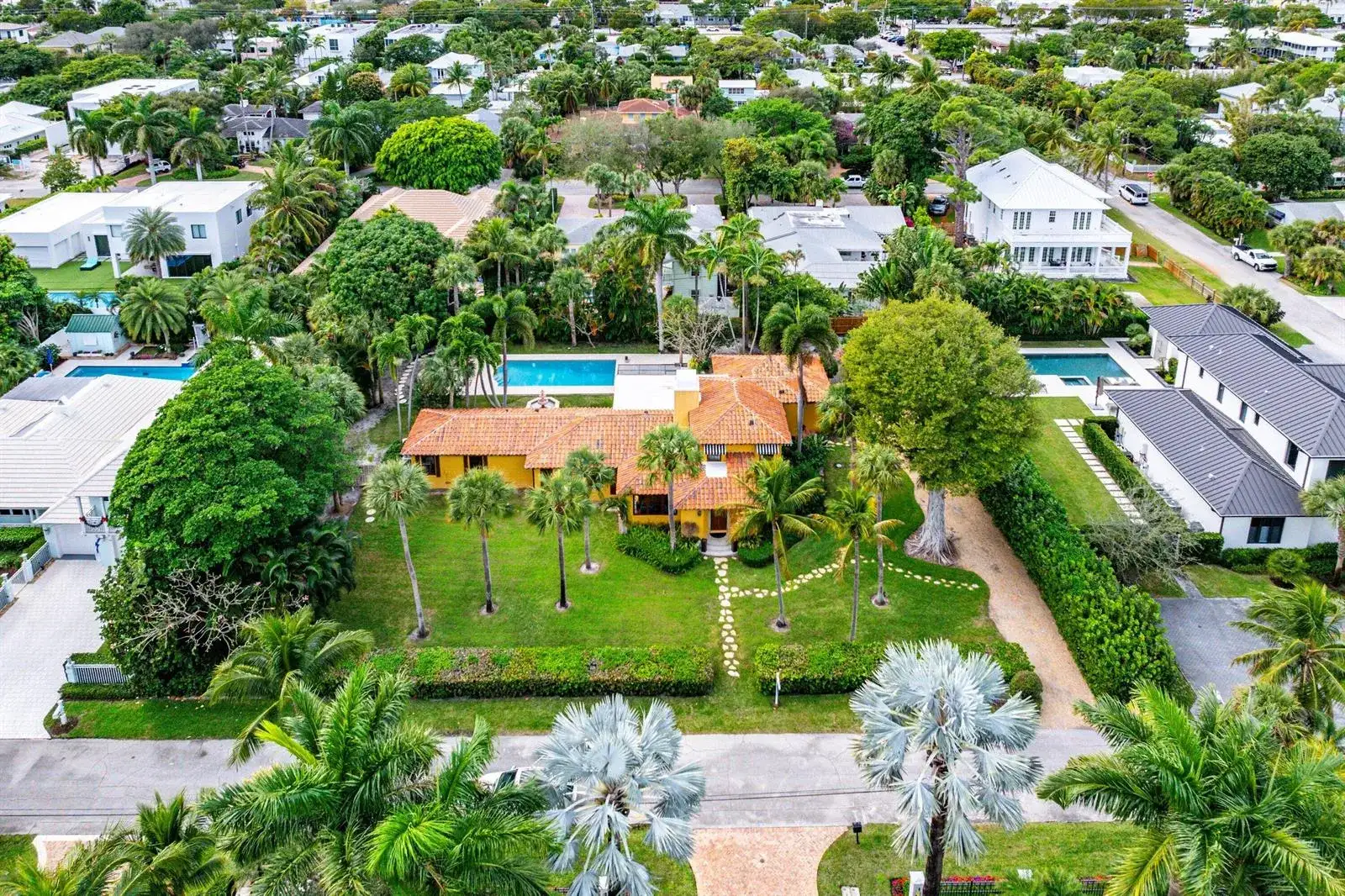 334 Palm Trail, Delray Beach FL 33483 photo 5