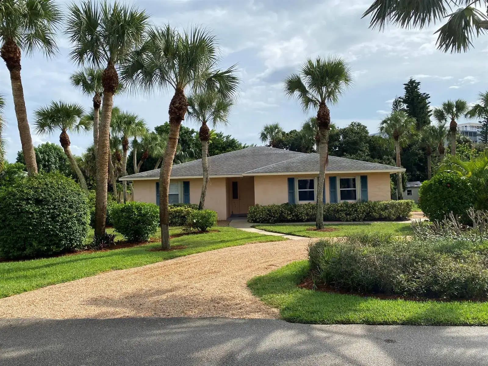 956 Tulip Lane, Vero Beach FL 32963 photo 5