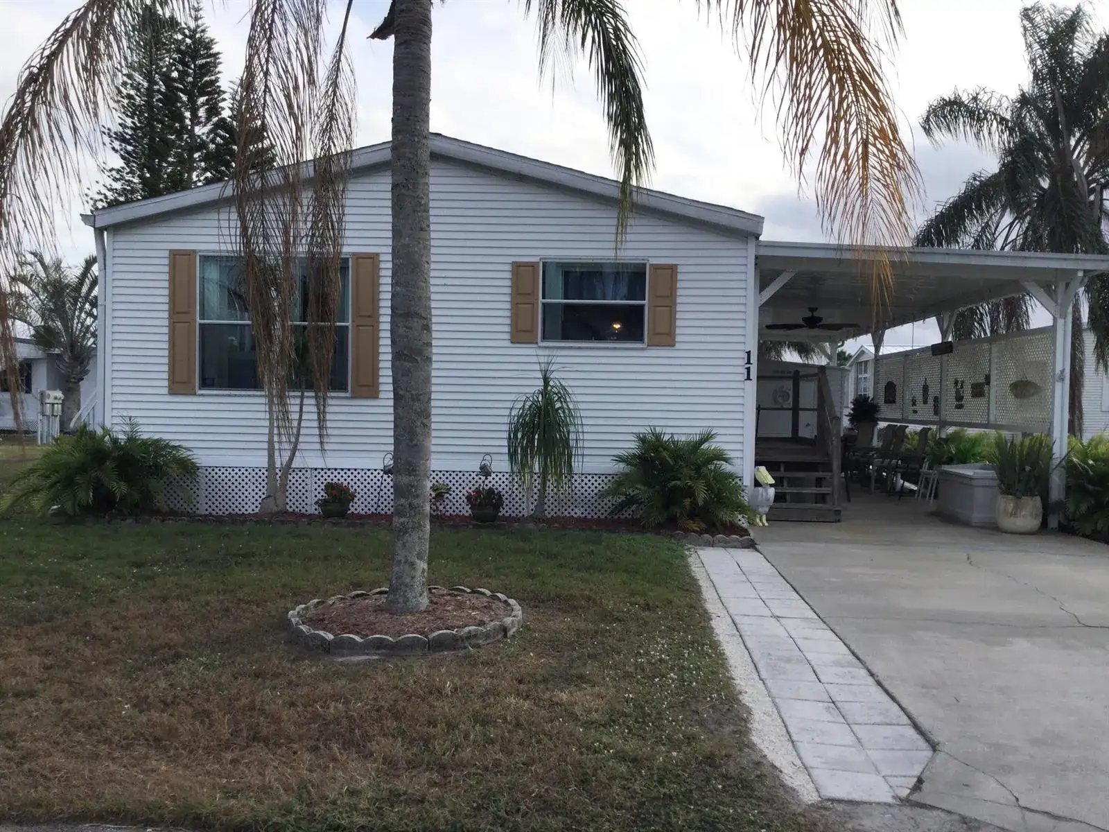 11 SE Hidalgo Lane, Port St. Lucie FL 34952 photo 2