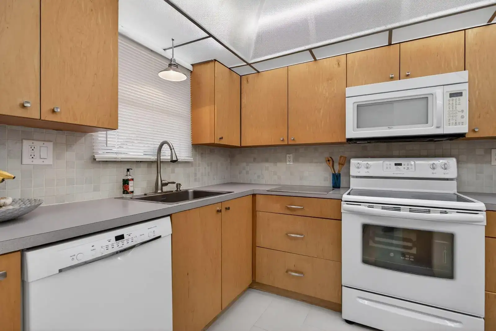 6080 NW 44th Street # 214, Lauderhill FL 33319 photo 2