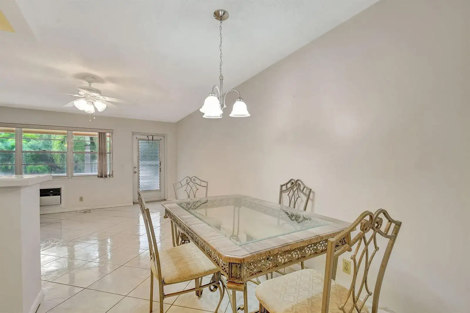 70 Camden C, West Palm Beach FL 33417 photo 5