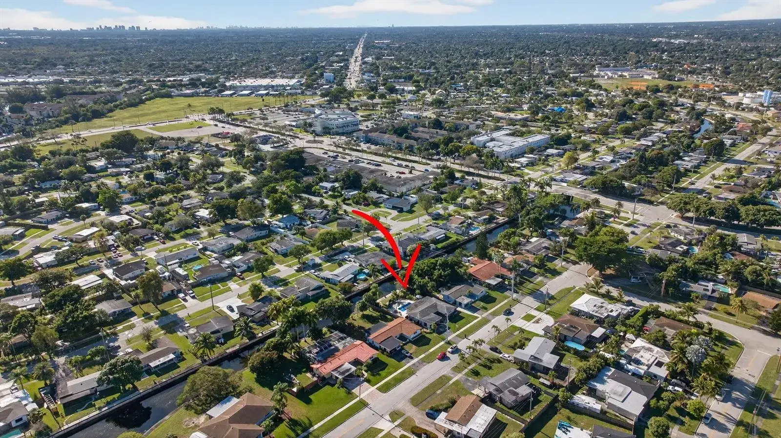 1530 W River Drive, Margate FL 33063 photo 2