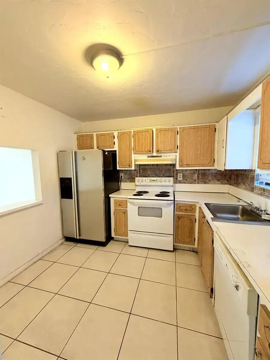 9300 SW 8th Street # 107, Boca Raton FL 33428 photo 5