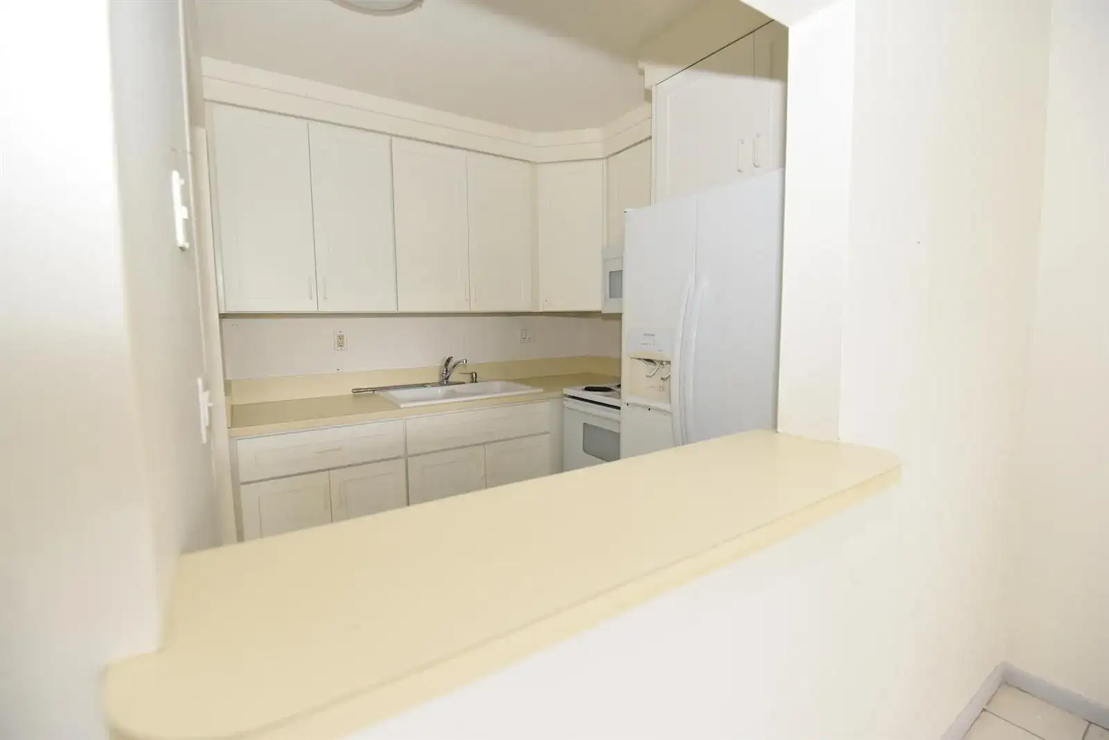 164 Andover G, West Palm Beach FL 33417 photo 2