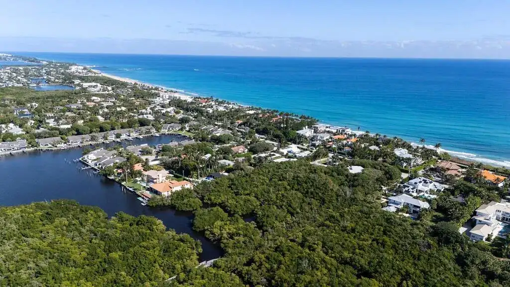 6064 N Ocean Boulevard, Ocean Ridge FL 33435 photo 2