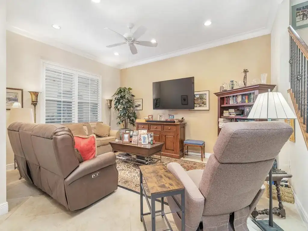 3673 Historic Lane, West Palm Beach FL 33401 photo 4