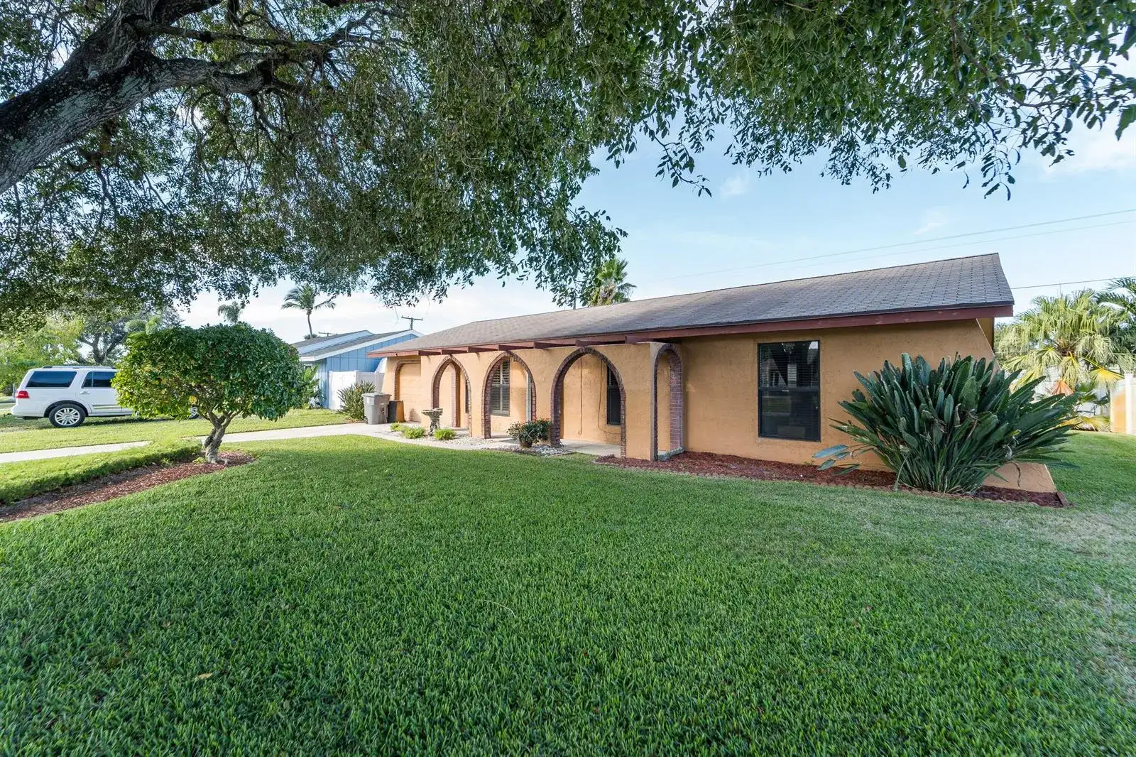 3753 Coelebs Avenue, Boynton Beach FL 33436 photo 2