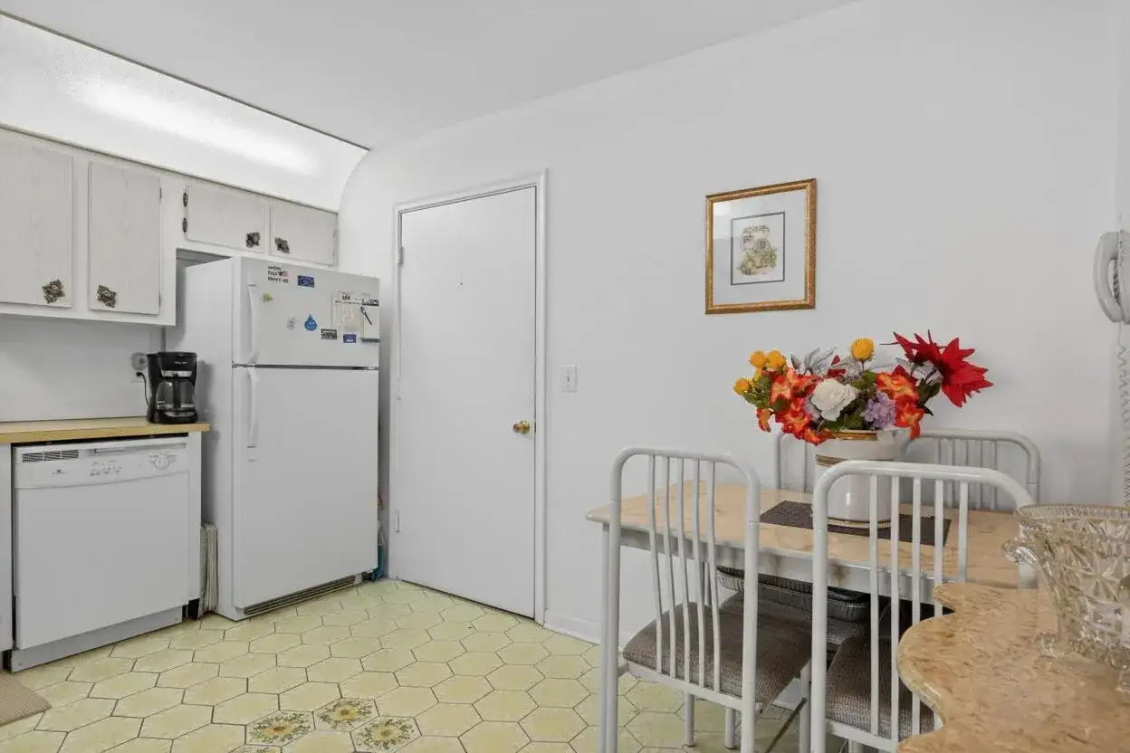 4751 NW 21st Street # 417, Lauderhill FL 33313 photo 3