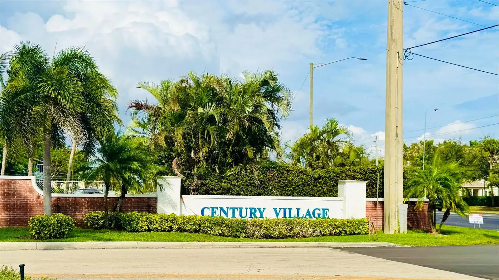 164 Kent # J, West Palm Beach FL 33417 photo 2
