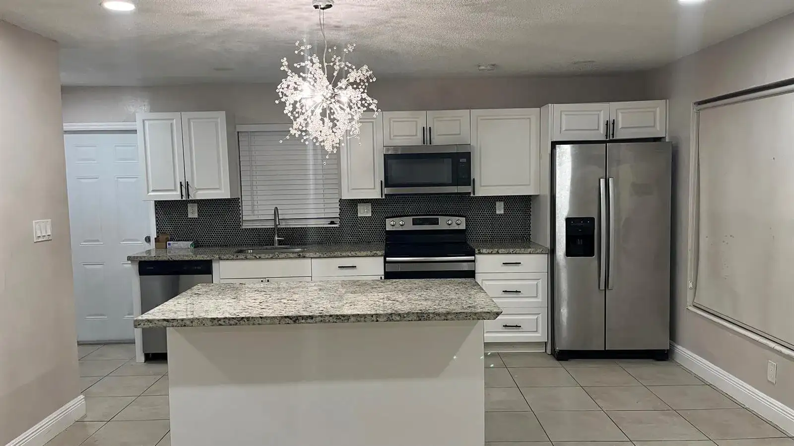 2001 NE 2nd Terrace, Pompano Beach FL 33060 photo 4