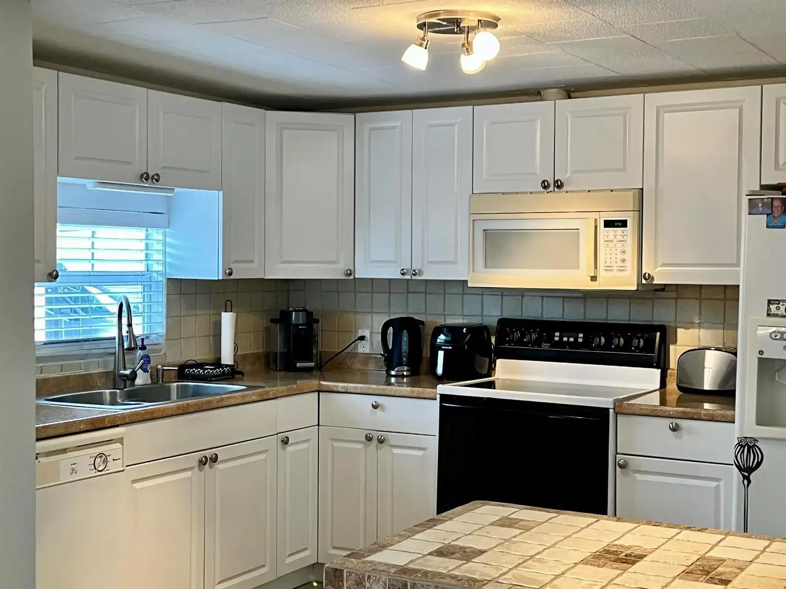 3325 South Street, Hollywood FL 33021 photo 3