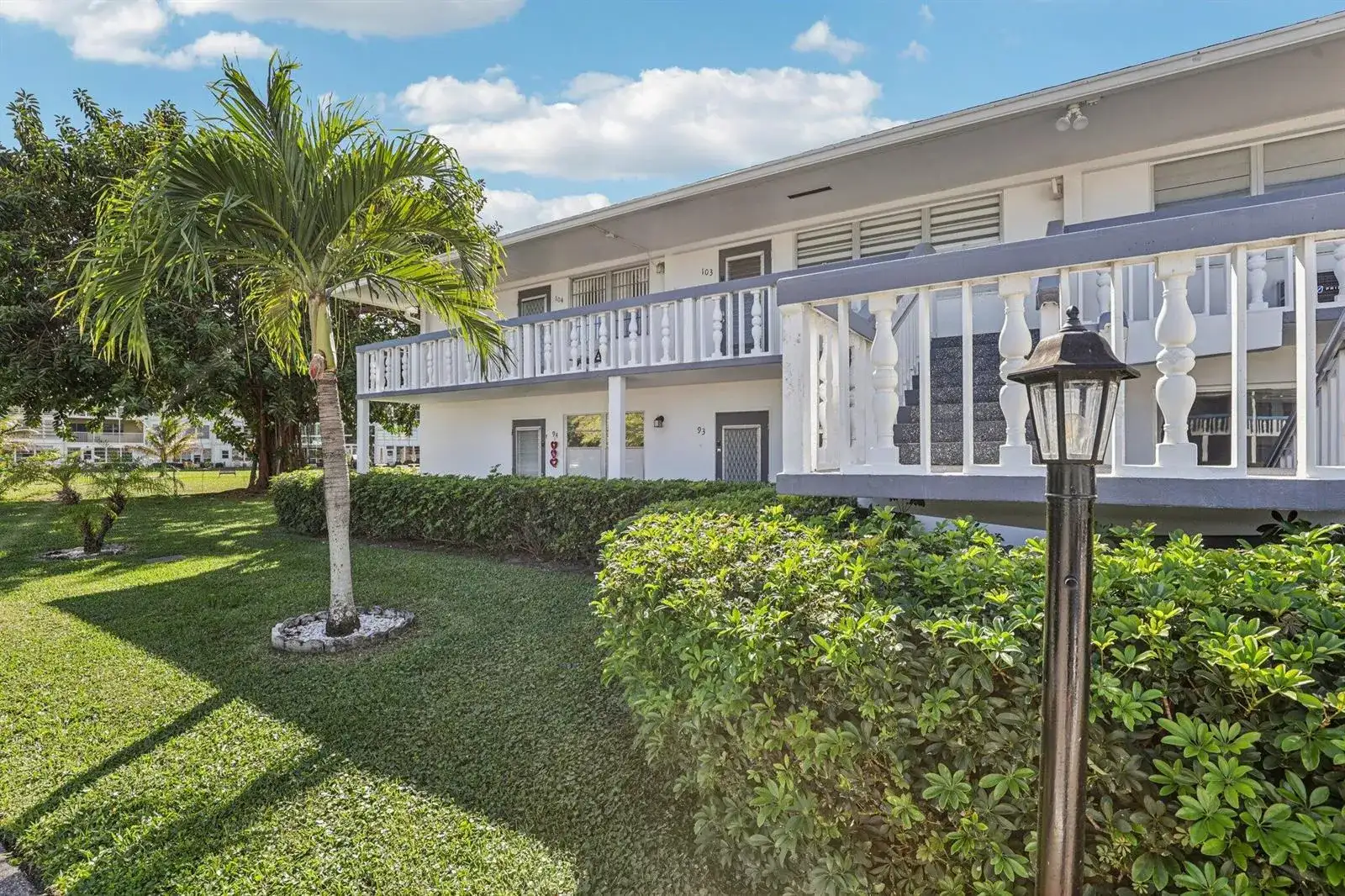 104 Oakridge # H, Deerfield Beach FL 33442 photo 4