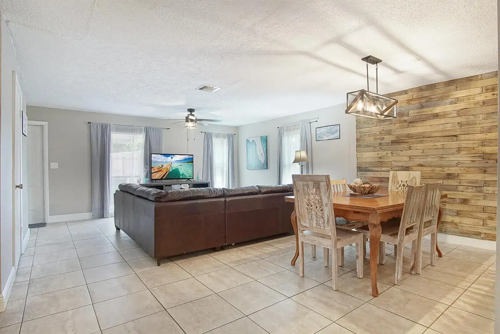 1002 Avenue E E, Fort Pierce FL 34950 photo 2