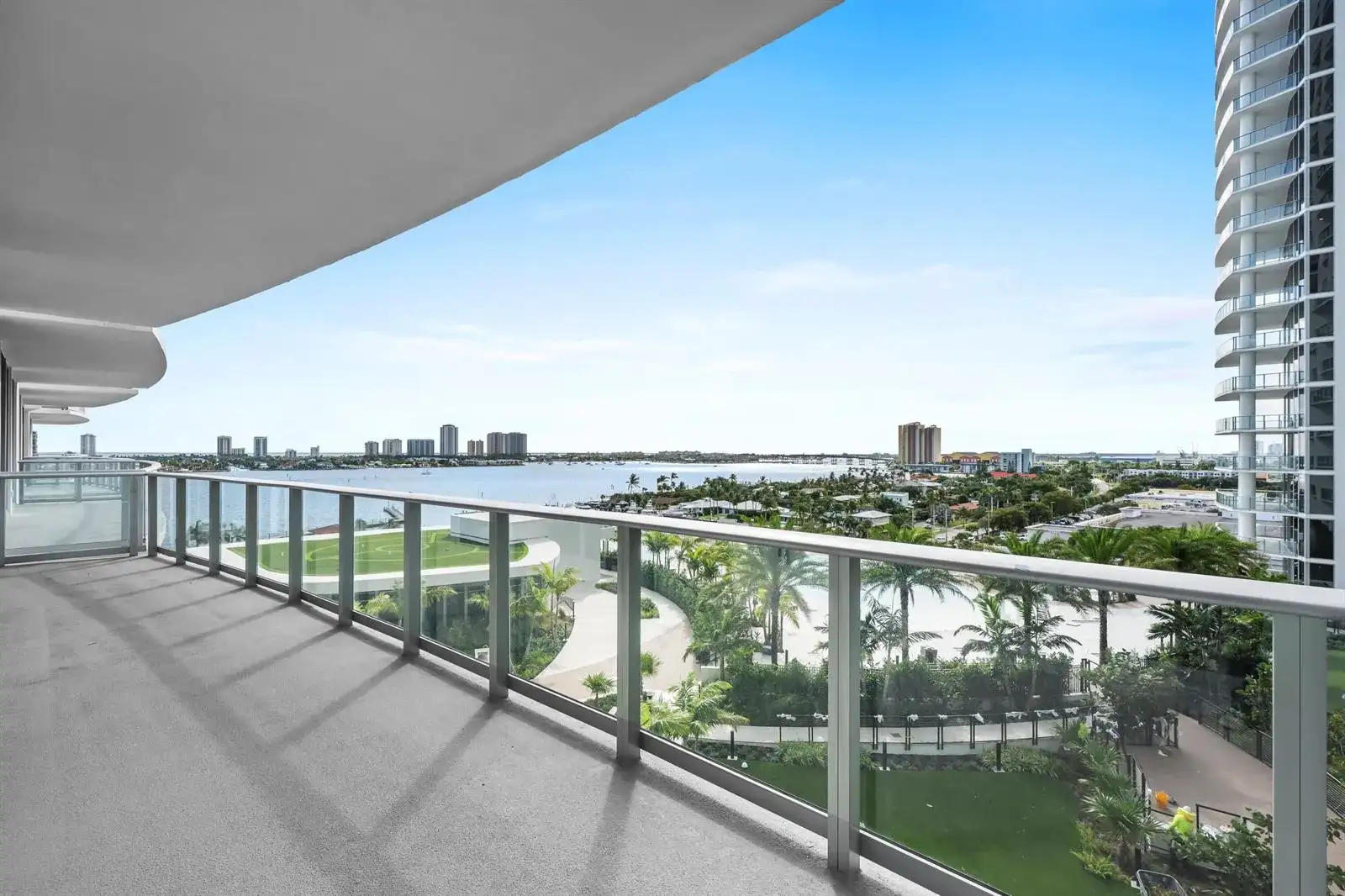 220 Lake Shore Drive # 915, Lake Park FL 33403 photo 2