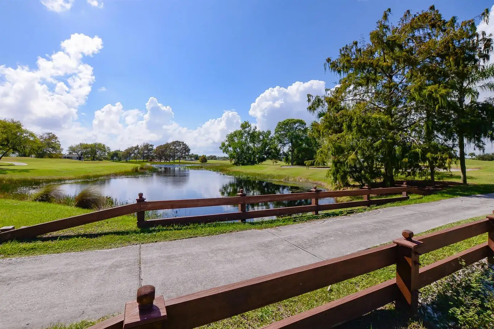 8203 Cinnamon Lane, Port St. Lucie FL 34952 photo 3