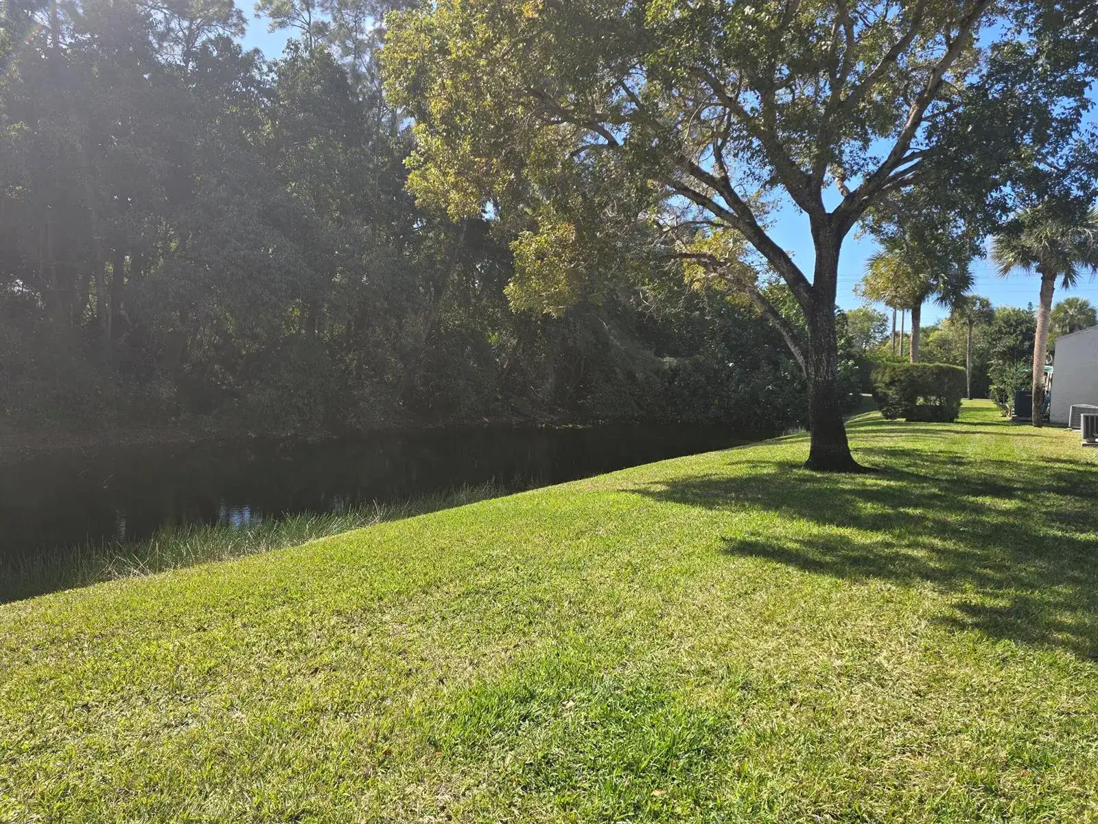 118 Lake Olive Drive, West Palm Beach FL 33411 photo 2