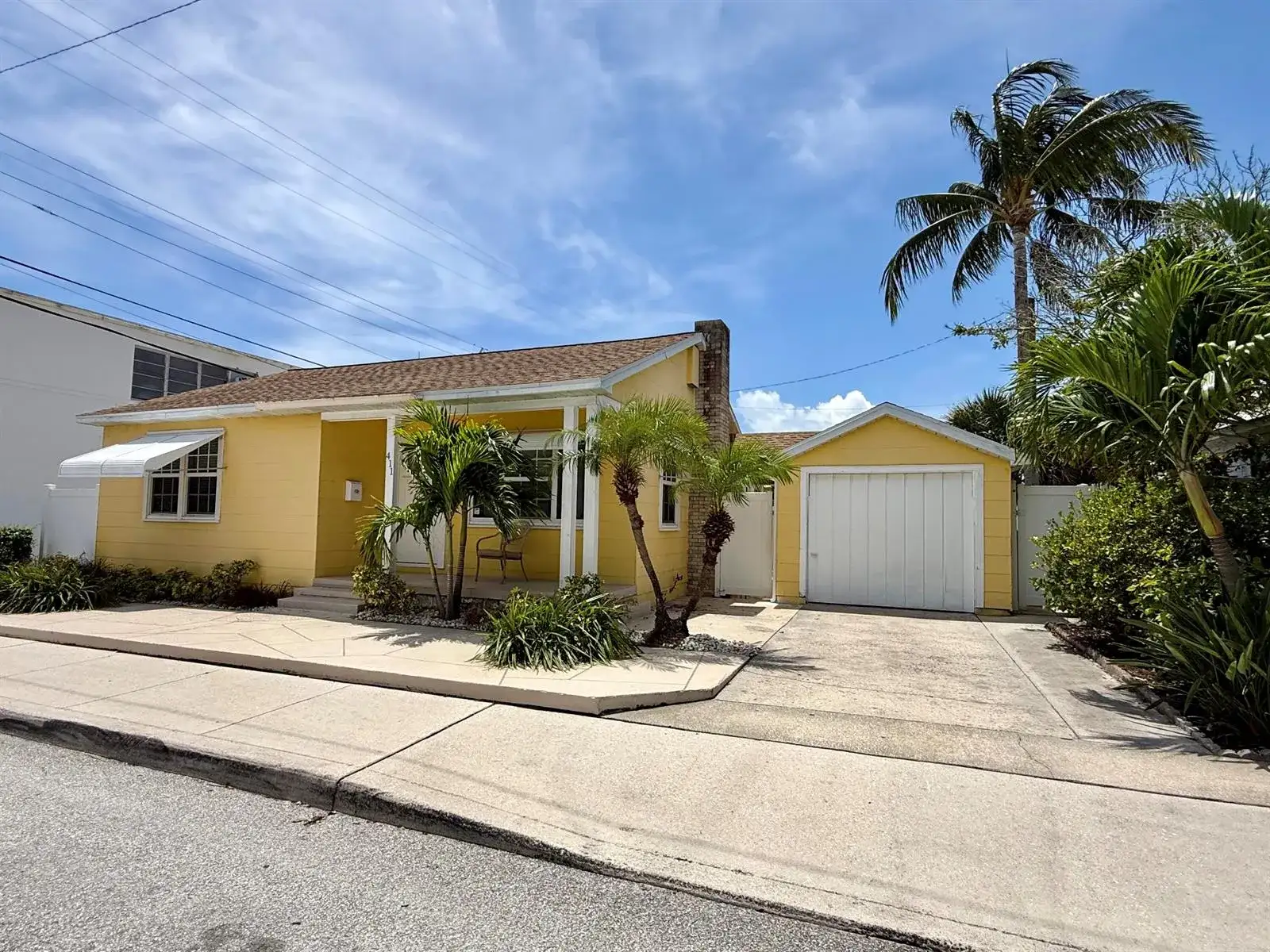411 3rd Avenue N, FL 33460 photo 2