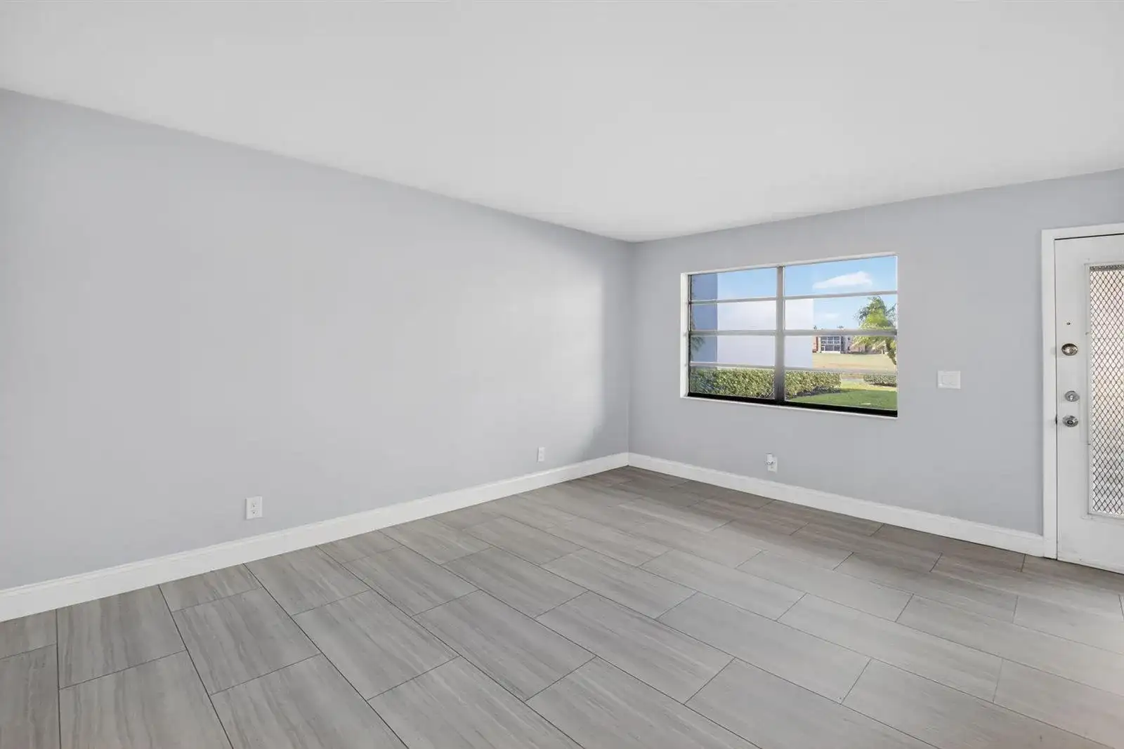 450 Piedmont J # 450, Delray Beach FL 33484 photo 3