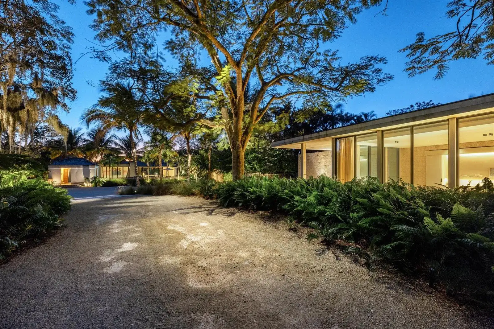 109 S River Road, Sewalls Point FL 34996 photo 3