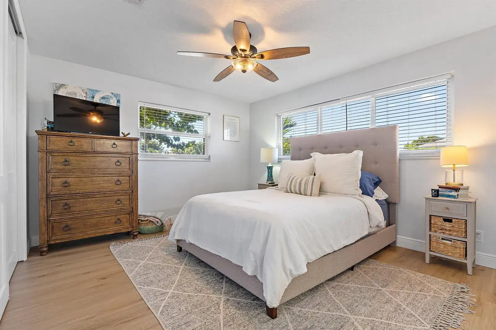 1401 N Lake Court, Lake Clarke Shores FL 33406 photo 4