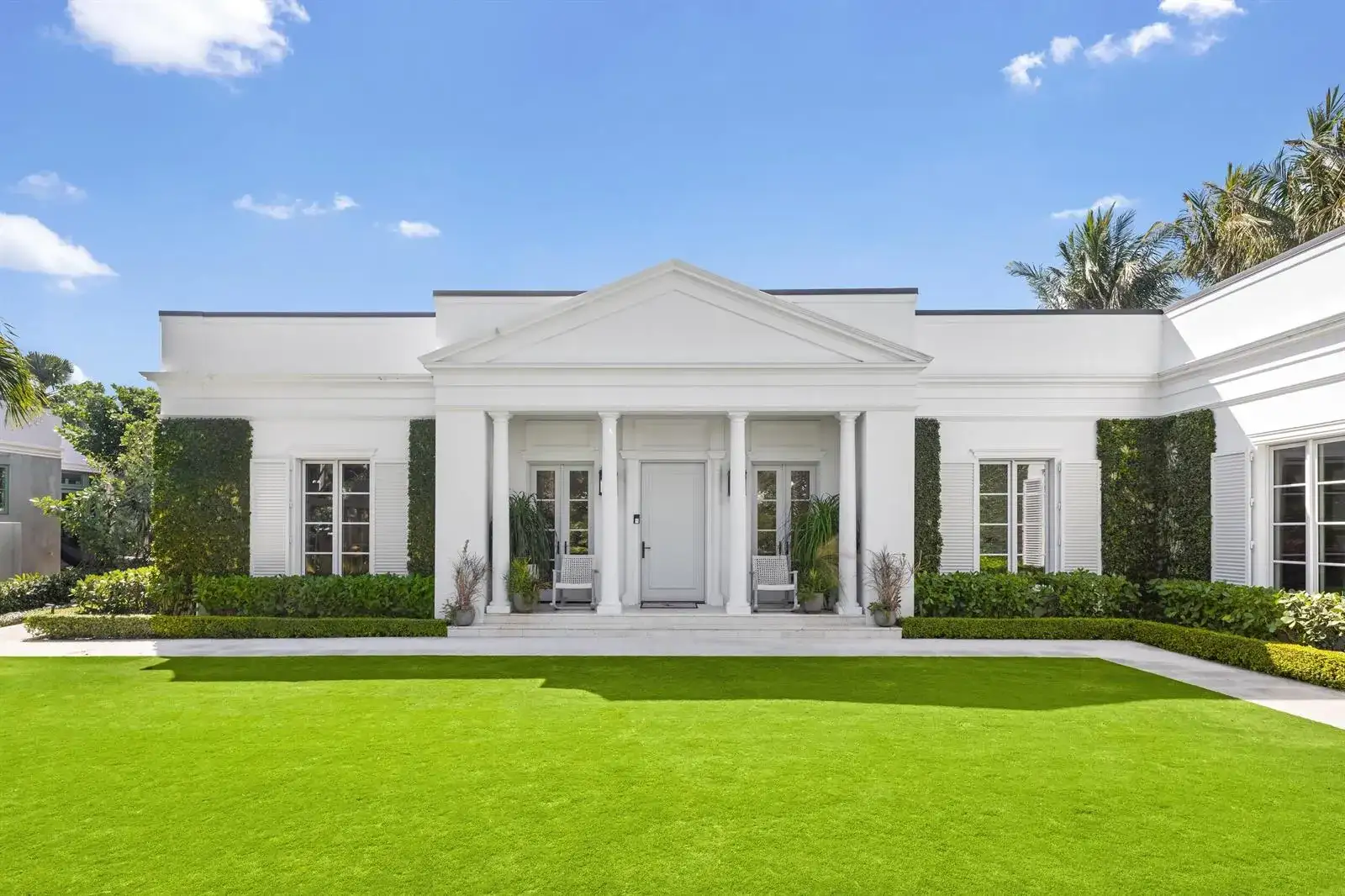 208 Sandpiper Drive, Palm Beach FL 33480 photo 2