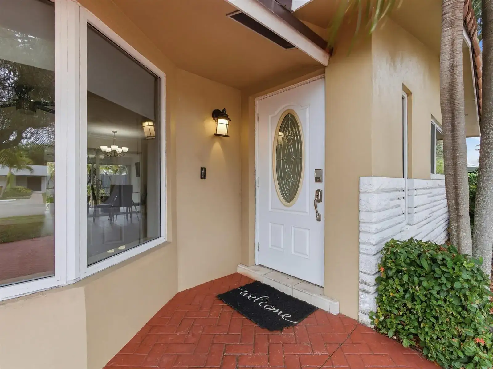 1921 NE 28th Court, Lighthouse Point FL 33064 photo 4