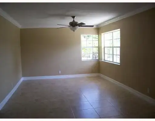 711 Fernwood Drive, West Palm Beach FL 33405 photo 3