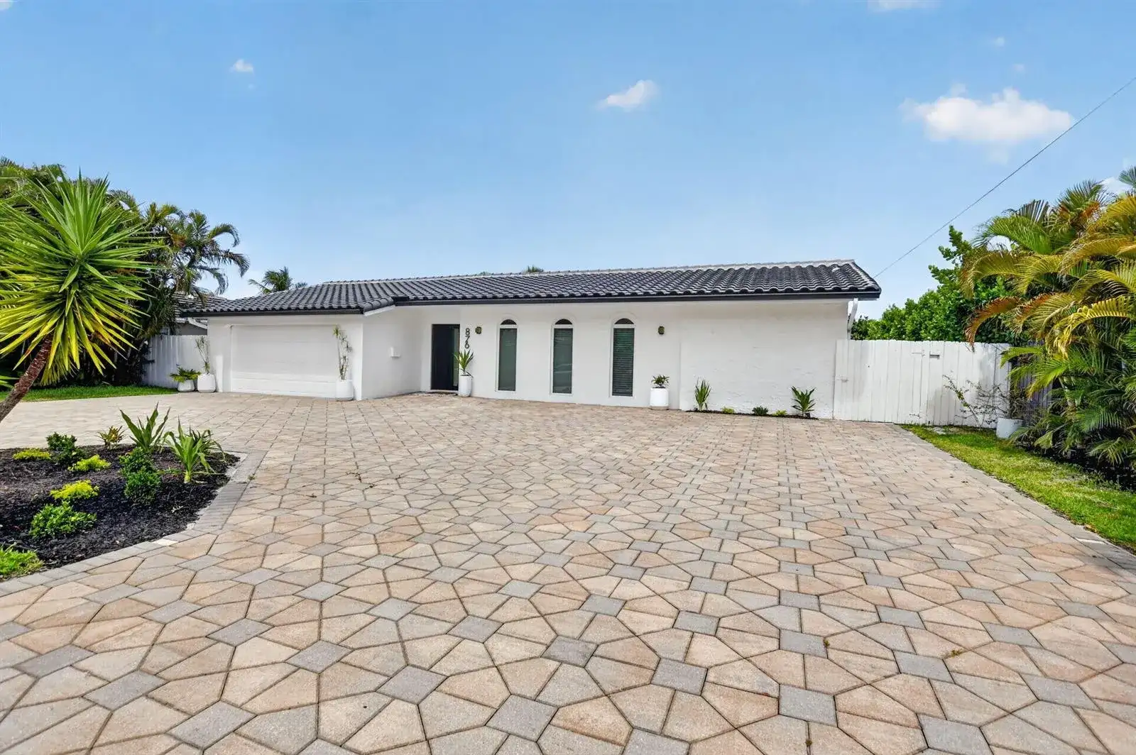 876 NW 6th Avenue, Boca Raton FL 33432 photo 3