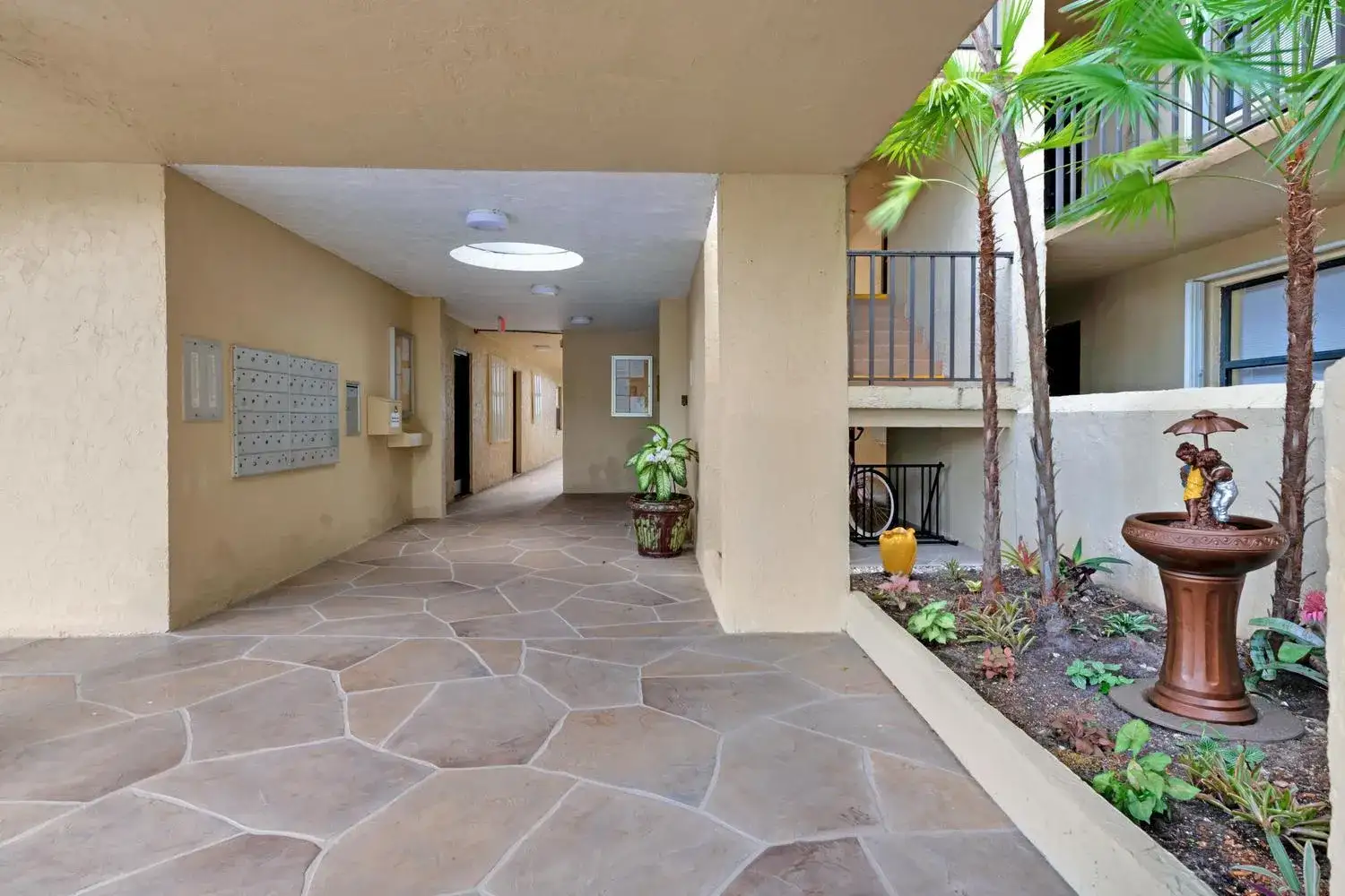 890 N Federal Highway # 406, Lantana FL 33462 photo 5