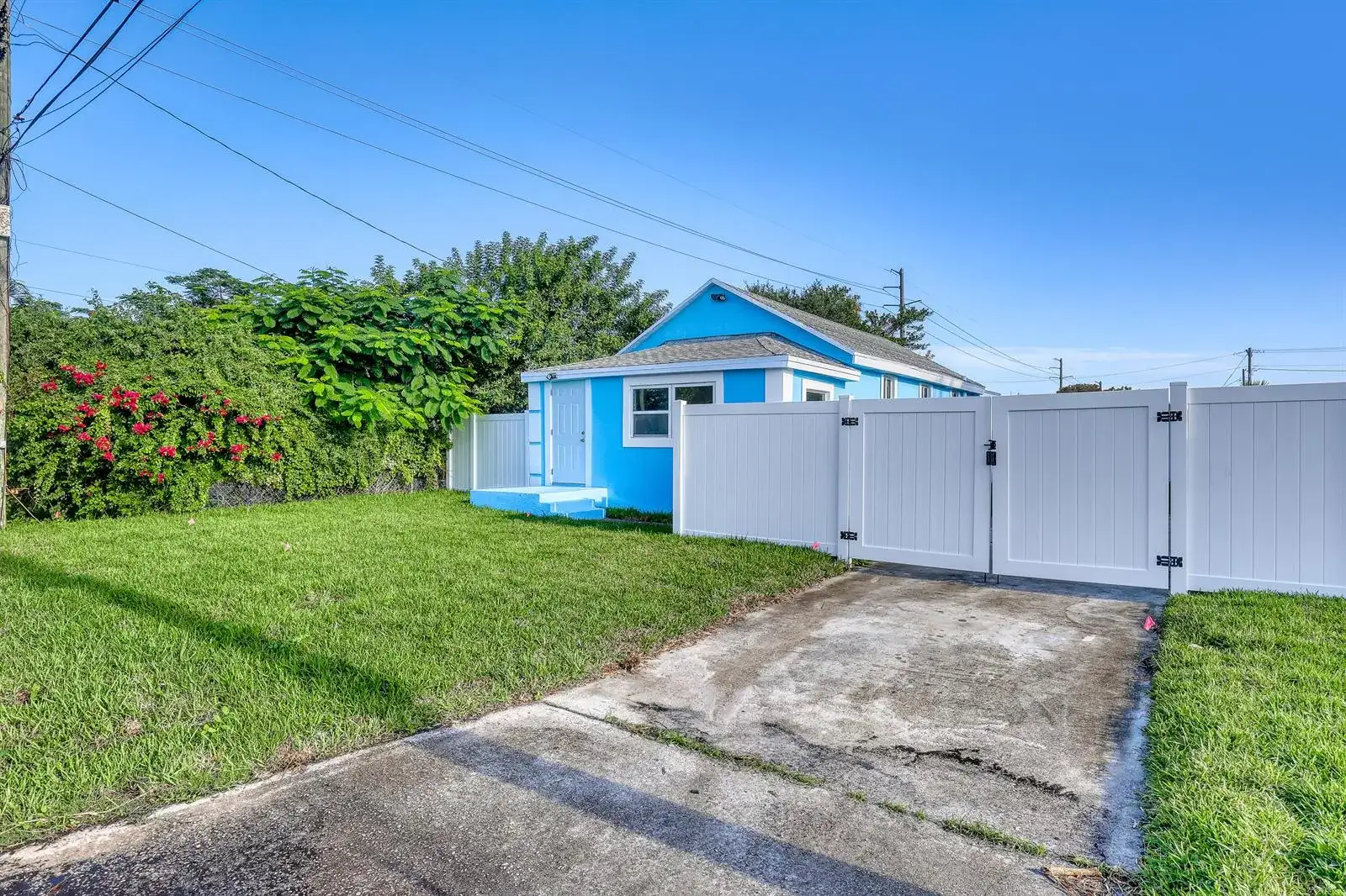 180 W 15th Street, Riviera Beach FL 33404 photo 2