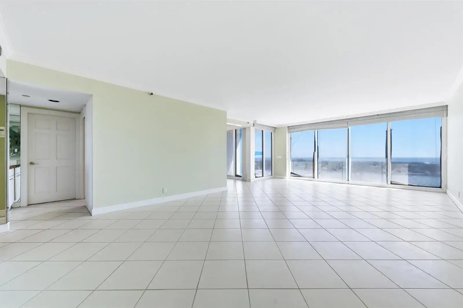 525 S Flagler Drive, West Palm Beach FL 33401 photo 5