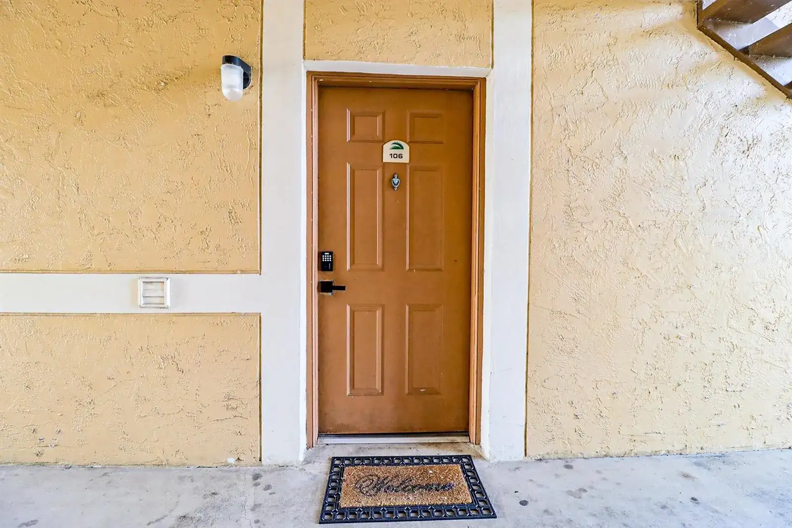 450 Palm Circle # 106, Pembroke Pines FL 33025 photo 4