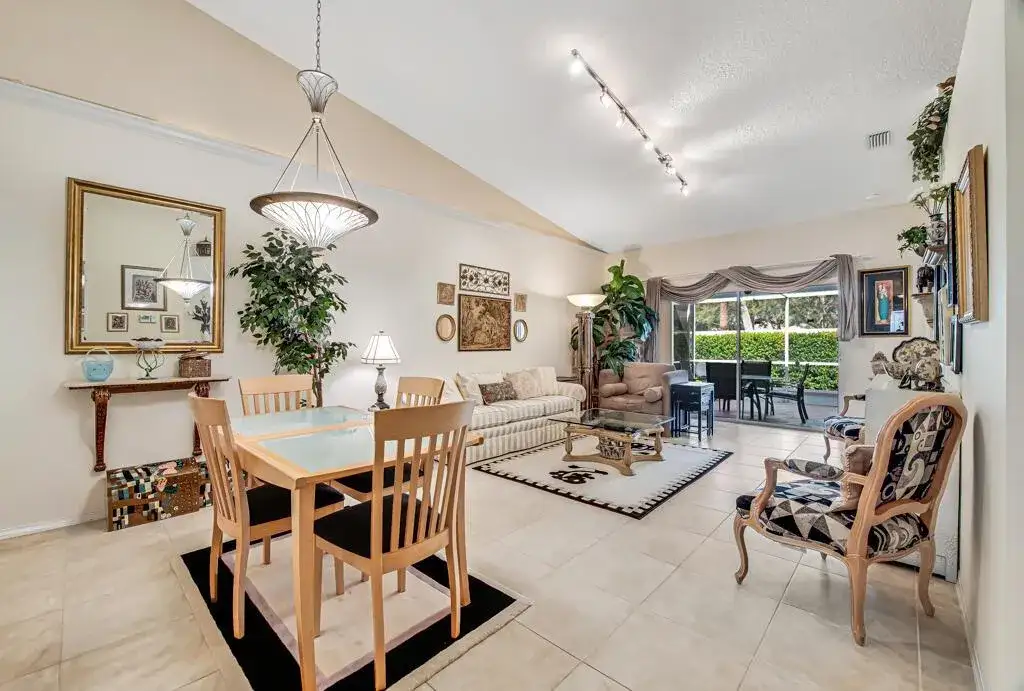 8482 Logia Circle, Boynton Beach FL 33472 photo 5